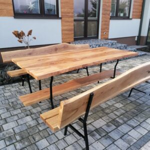 Komplet jesionowych mebli ogrodowych